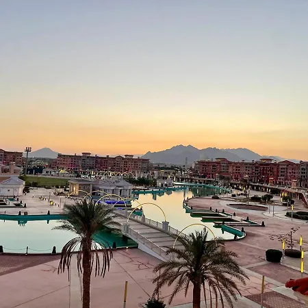 Fully Equipped Apartments Pool & Mountains View In Porto Sharm Resort